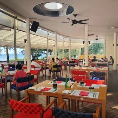 Отель Holiday Inn Resort Phuket Mai Khao Beach питание