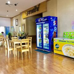 Coop Dopa Hostel гостиничный бар
