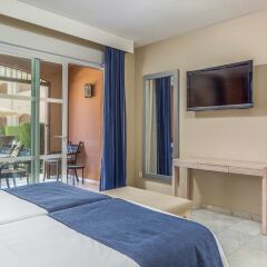 Отель Los Amigos Beach Club by Diamond Resorts комната для гостей фото 5