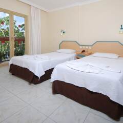 Апартаменты Club Amaris Apartment комната для гостей фото 3