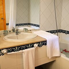 Отель Vincci Djerba Resort Тунис, Мидун - отзывы, цены и фото номеров - забронировать отель Vincci Djerba Resort онлайн ванная фото 2
