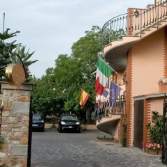 Hotel Louis II парковка