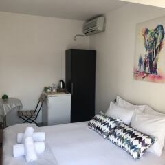 Отель Villa Merci Budva Черногория, Будва - отзывы, цены и фото номеров - забронировать отель Villa Merci Budva онлайн удобства в номере фото 2