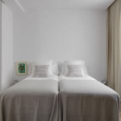 Отель Zurriola Loft Apartment by FeelFree Rentals Испания, Сан-Себастьян - отзывы, цены и фото номеров - забронировать отель Zurriola Loft Apartment by FeelFree Rentals онлайн комната для гостей фото 3
