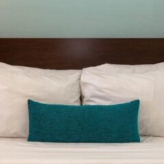 Отель Santa Monica Motel сейф в номере