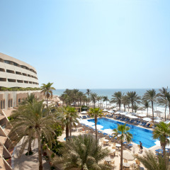 Отель Occidental Sharjah Grand ОАЭ, Шарджа - 8 отзывов об отеле, цены и фото номеров - забронировать отель Occidental Sharjah Grand онлайн пляж