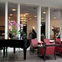 Evergreen Laurel Hotel интерьер отеля