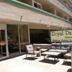 Отель Royal Palace Westwood фото 3