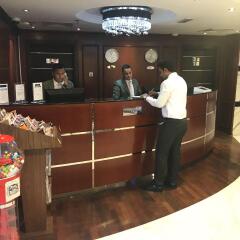 Al Waleed Palace Hotel Apartments-Al Barsha интерьер отеля фото 3