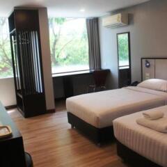 Отель YWCA International House Bangkok