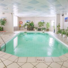 Гостиница Holiday Inn Moscow Seligerskaya бассейн