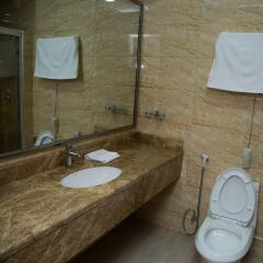 Maxbe Continental Hotel Энугу ванная фото 2