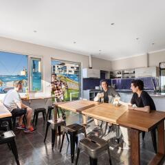 Отель The Spencer Backpackers интерьер отеля