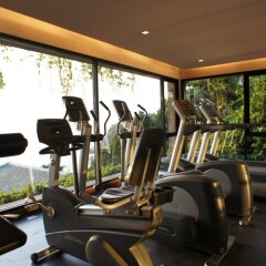 Отель Paresa Resort Phuket фитнесс-зал фото 2
