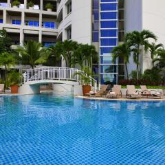 Отель The Westin Resort Guam США, Тамунинг - 9 отзывов об отеле, цены и фото номеров - забронировать отель The Westin Resort Guam онлайн бассейн фото 3