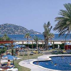 Отель Prestige Victoria Hotel Испания, Курорт Росес - 1 отзыв об отеле, цены и фото номеров - забронировать отель Prestige Victoria Hotel онлайн