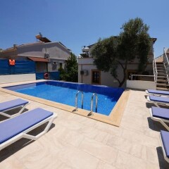 Отель Villa Sea Bella бассейн