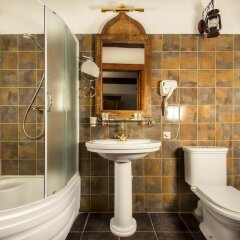 Historical Hotel Fortetsya Hetmana ванная фото 2