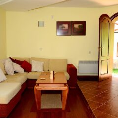 Отель Chalets at Pamporovo Village Болгария, Пампорово - отзывы, цены и фото номеров - забронировать отель Chalets at Pamporovo Village онлайн комната для гостей фото 5