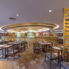 Отель Radisson Blu Hotel Shanghai New World Китай, Шанхай - 3 отзыва об отеле, цены и фото номеров - забронировать отель Radisson Blu Hotel Shanghai New World онлайн гостиничный бар