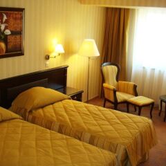 Ramada Hotel & Suites Bucharest North комната для гостей фото 3