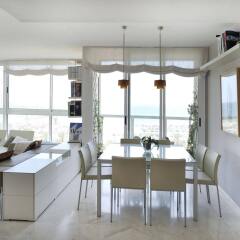 Апартаменты You Stylish Beach Apartments гостиничный бар