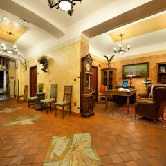 Отель EA Hotel Jelení dvur Prague Castle Чехия, Прага - 7 отзывов об отеле, цены и фото номеров - забронировать отель EA Hotel Jelení dvur Prague Castle онлайн интерьер отеля
