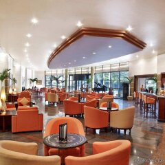 Отель Hilton Hanoi Opera гостиничный бар