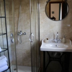 Отель House With 4 Bedrooms in Varzea do Douro, With Furnished Garden and Wi ванная фото 2