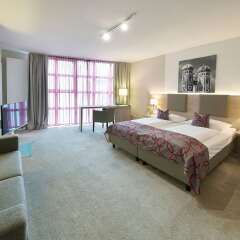 Отель GHOTEL hotel & living München-City Германия, Мюнхен - 9 отзывов об отеле, цены и фото номеров - забронировать отель GHOTEL hotel & living München-City онлайн комната для гостей фото 4