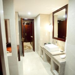 New Era Hotel ванная