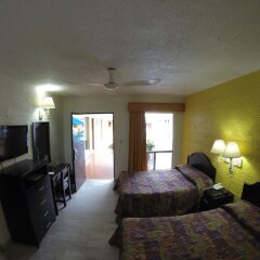 Отель Azteca Inn комната для гостей фото 4