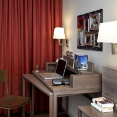Отель Aparthotel Adagio Frankfurt City Messe интерьер отеля