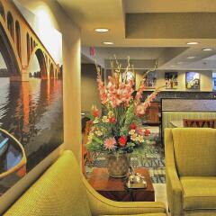 Отель Georgetown Suites бассейн