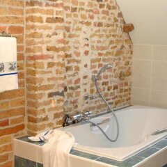 Отель Holiday Home De Colve ванная фото 2