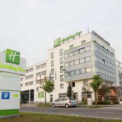 Отель Holiday Inn Berlin Airport - Conference Centre Шёнефельд городской автобус