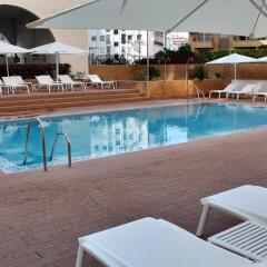 Отель Ayre Hotel Sevilla Испания, Севилья - 2 отзыва об отеле, цены и фото номеров - забронировать отель Ayre Hotel Sevilla онлайн бассейн фото 2