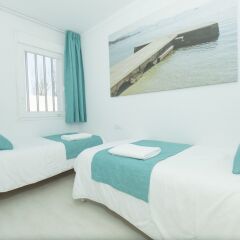Отель Apartamentos Habitat комната для гостей фото 2