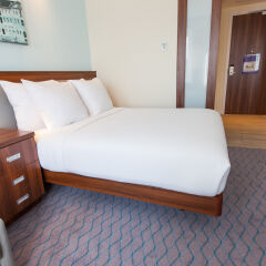 Отель Hampton by Hilton Amsterdam Centre East комната для гостей фото 3