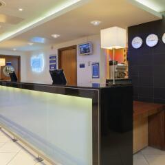 Отель Holiday Inn Express London-Swiss Cottage интерьер отеля фото 3