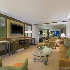 Отель Sheraton Imperial Kuala Lumpur Hotel Малайзия, Куала-Лумпур - 1 отзыв об отеле, цены и фото номеров - забронировать отель Sheraton Imperial Kuala Lumpur Hotel онлайн комната для гостей