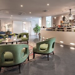 Отель Savoia Hotel Rimini Италия, Римини - 7 отзывов об отеле, цены и фото номеров - забронировать отель Savoia Hotel Rimini онлайн гостиничный бар