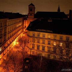 Small Luxury Hotel Altstadt Vienna балкон