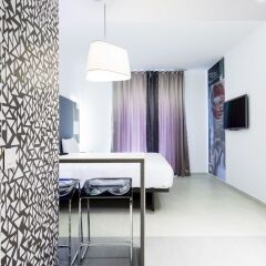 Hotel Valentina сейф в номере