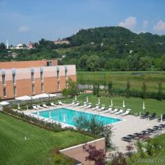 Отель Golf Hotel Vicenza Италия, Креаццо - отзывы, цены и фото номеров - забронировать отель Golf Hotel Vicenza онлайн бассейн фото 2