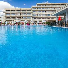 Отель DAS Club Hotel Sunny Beach - All Inclusive Болгария, Солнечный берег - отзывы, цены и фото номеров - забронировать отель DAS Club Hotel Sunny Beach - All Inclusive онлайн бассейн