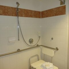 Отель Hilton Garden Inn Orlando at SeaWorld ванная фото 2