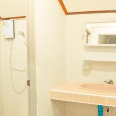 Hostel 69 Koh Tao ванная