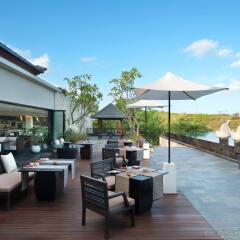 Отель Banyan Tree Ungasan гостиничный бар