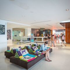 Trinity Silom Hotel развлечения